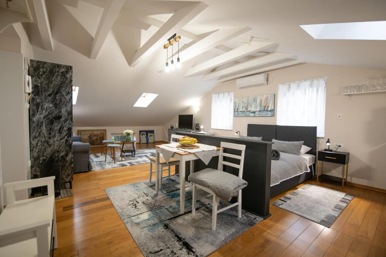 Studio "Centar 1"-50M2 Abbázia Kültér fotó